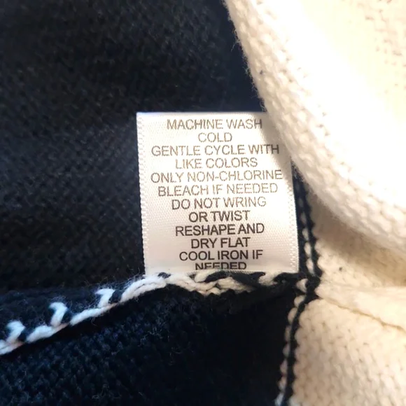 NEW! Sincerely Jules SKI Crewneck Pullover Sweater - Picture 8 of 9